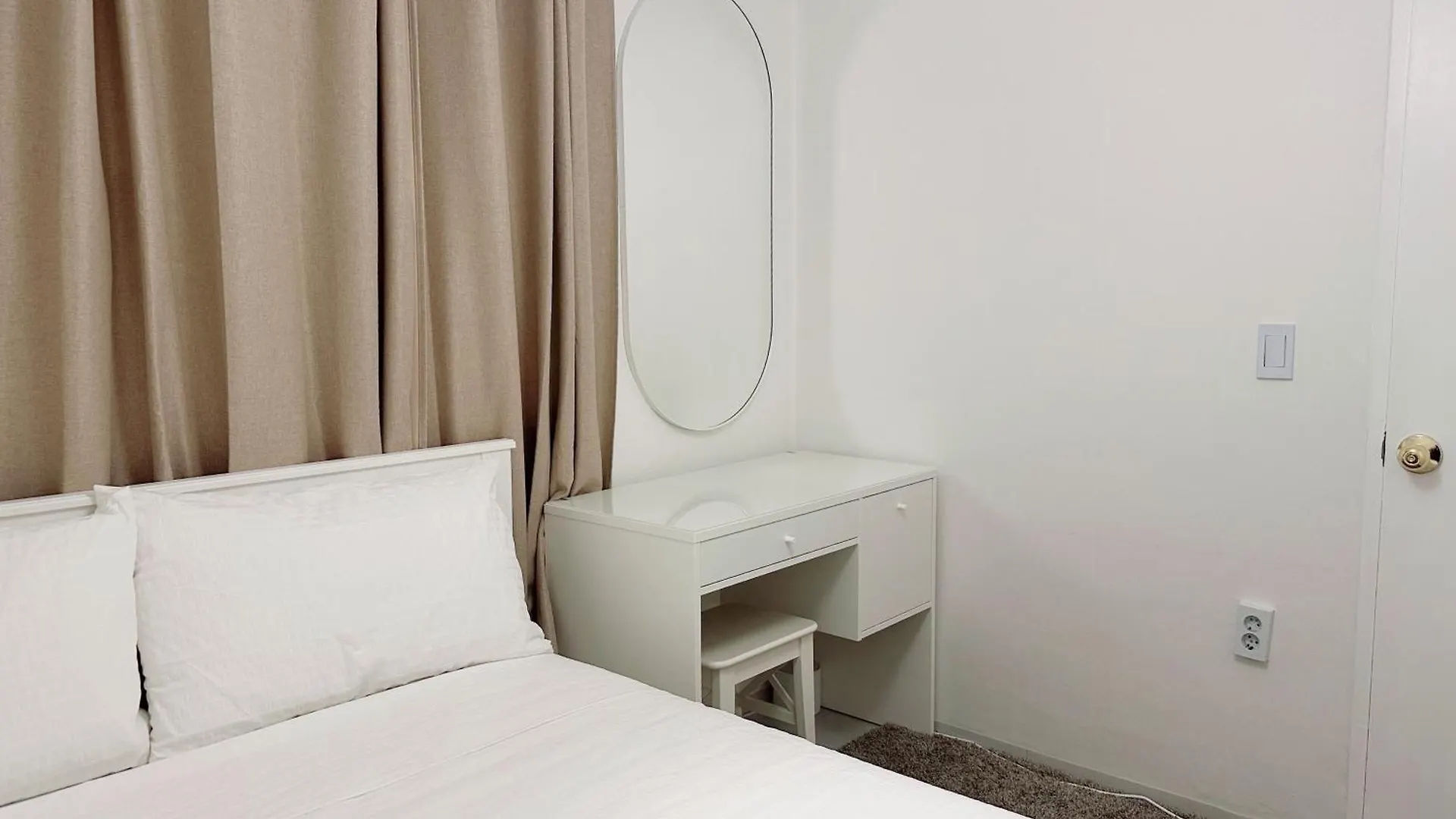 Sophie House Foreigners Only Seoul South Korea