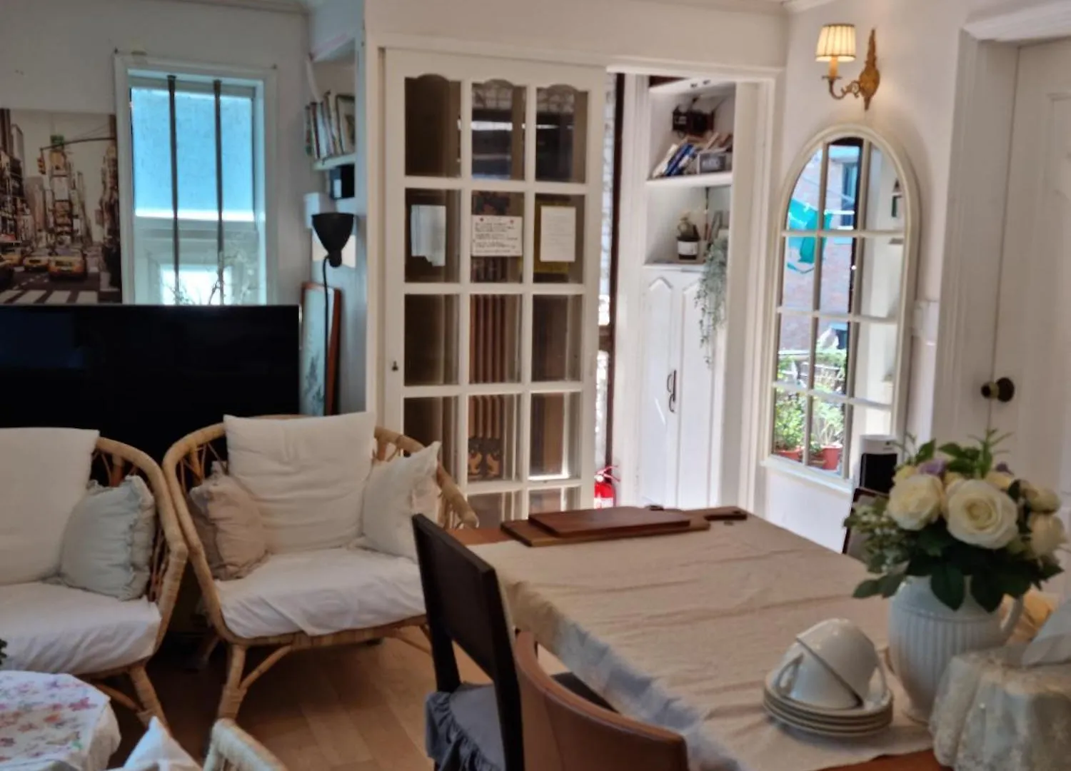 Sophie House Foreigners Only Seoul South Korea